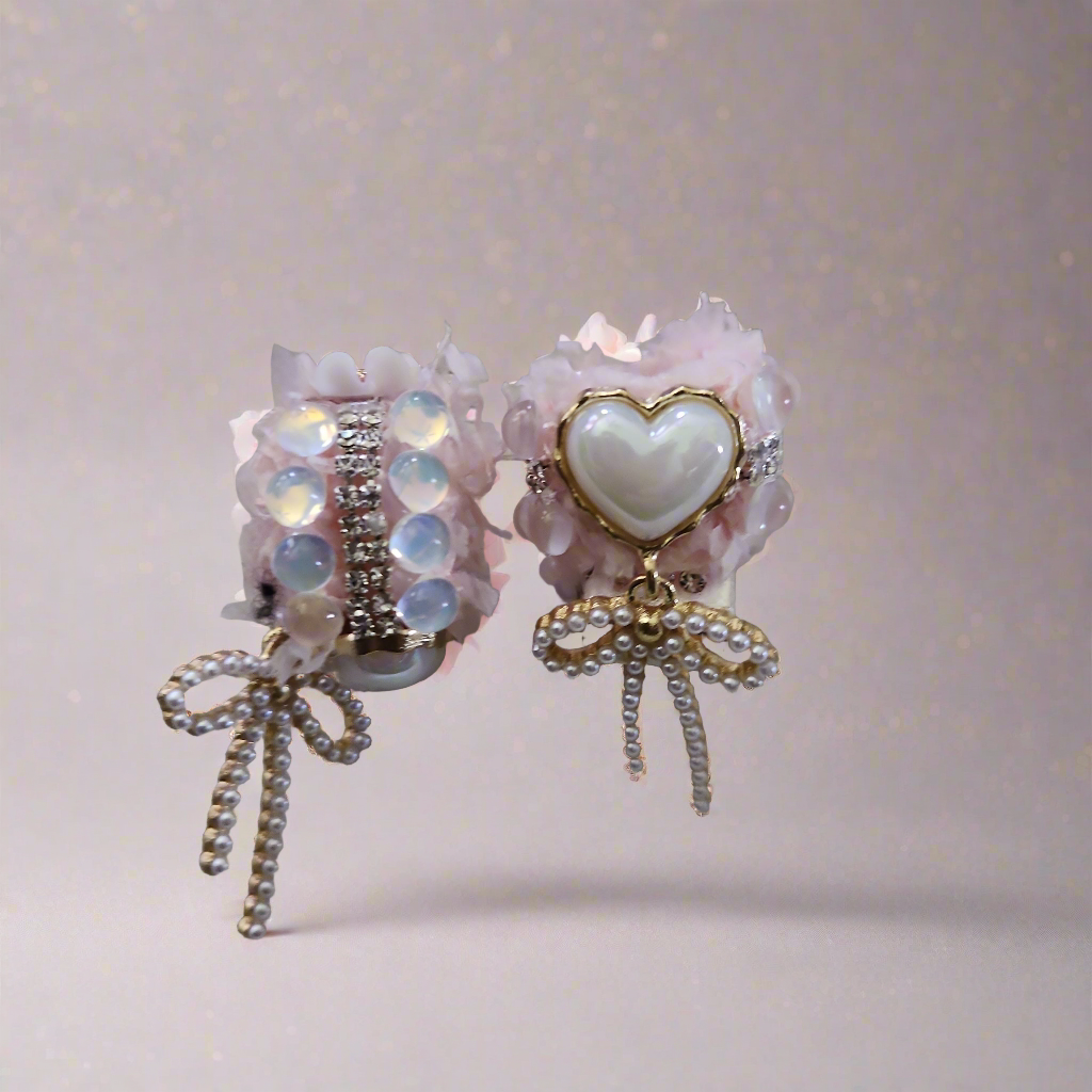 Pearl Heart With Bow Bead